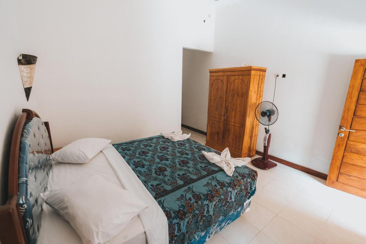 Mong Bungalows Kuta  Экстерьер фото