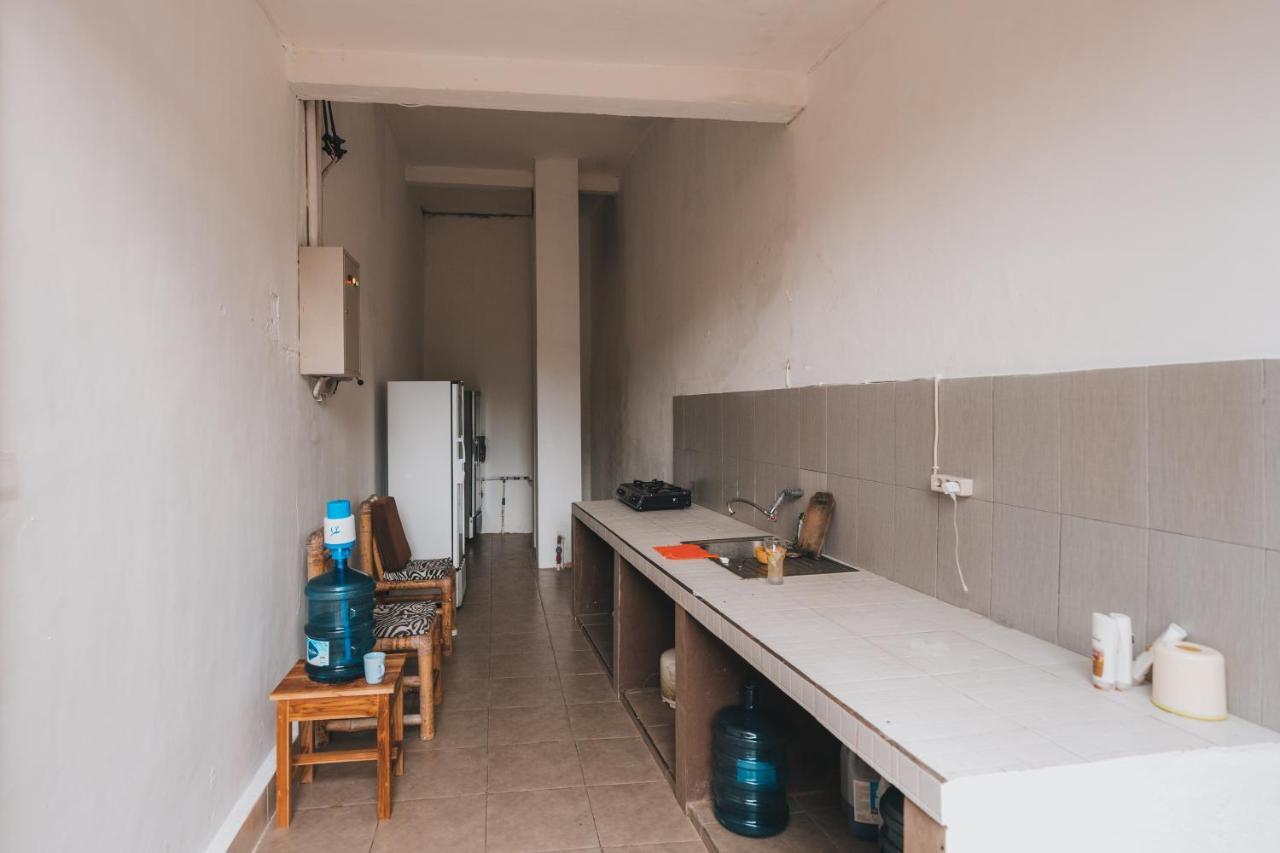 Mong Bungalows Kuta  Экстерьер фото